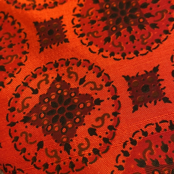 Tie-Host Pick! Vintage 100% Thai Silk hand made tie Made in Thailand 4” x 54” - Picture 5 of 7